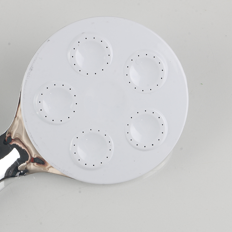 Mandi barbarianb kecil