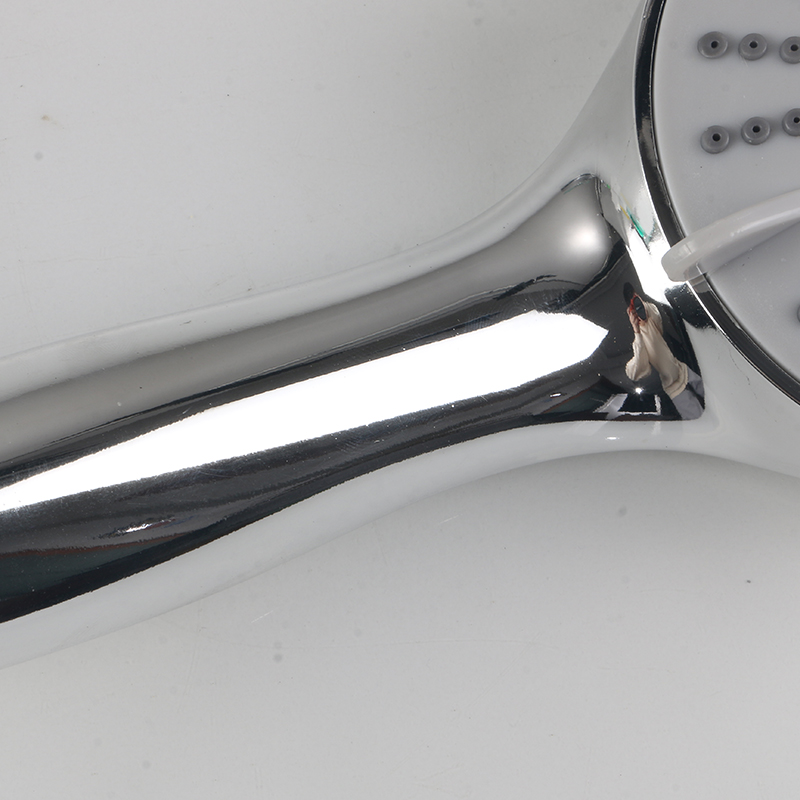 Kepala pancuran mandian Dahan